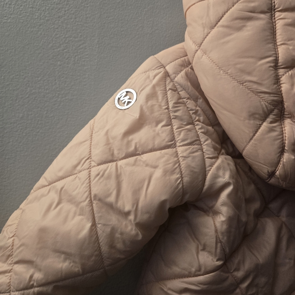 Michael Kors Toddler Girls Pink Puffer Hooded Jacket Coat Size 2T - Picture 4 of 9
